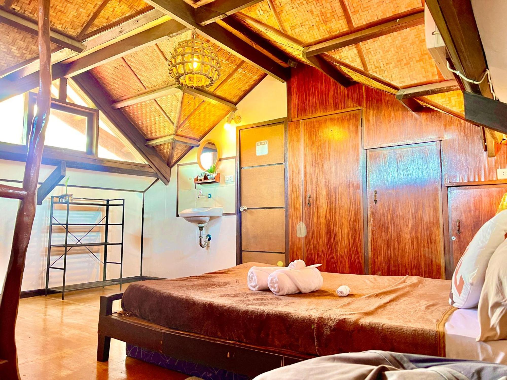 Galera Lodge Puerto Galera Εξωτερικό φωτογραφία