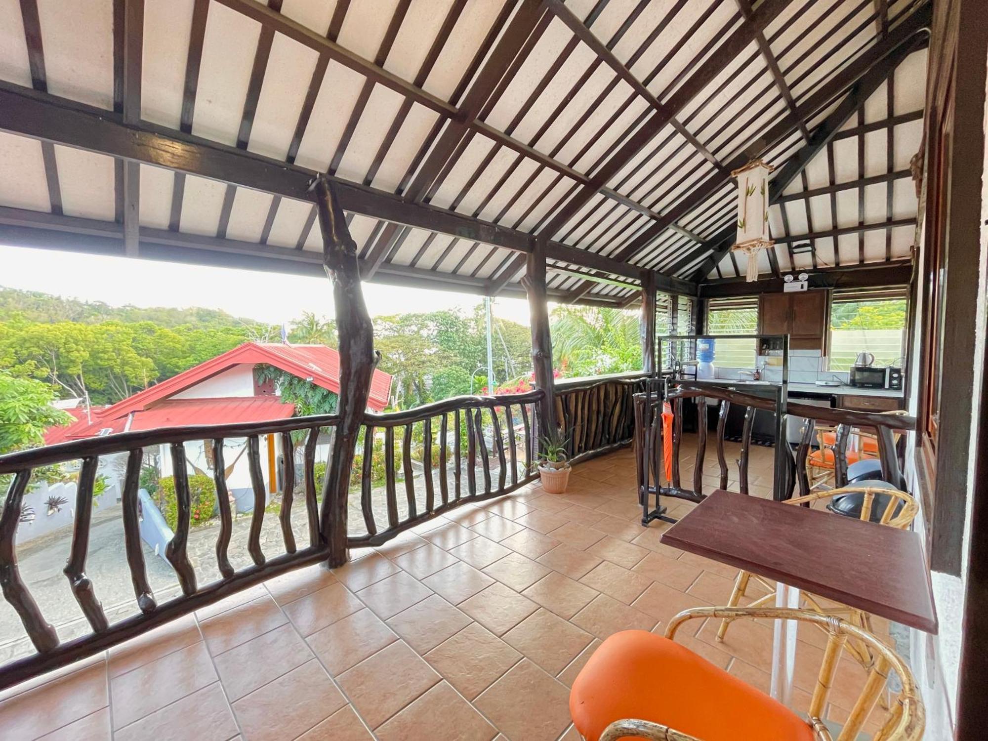 Galera Lodge Puerto Galera Εξωτερικό φωτογραφία