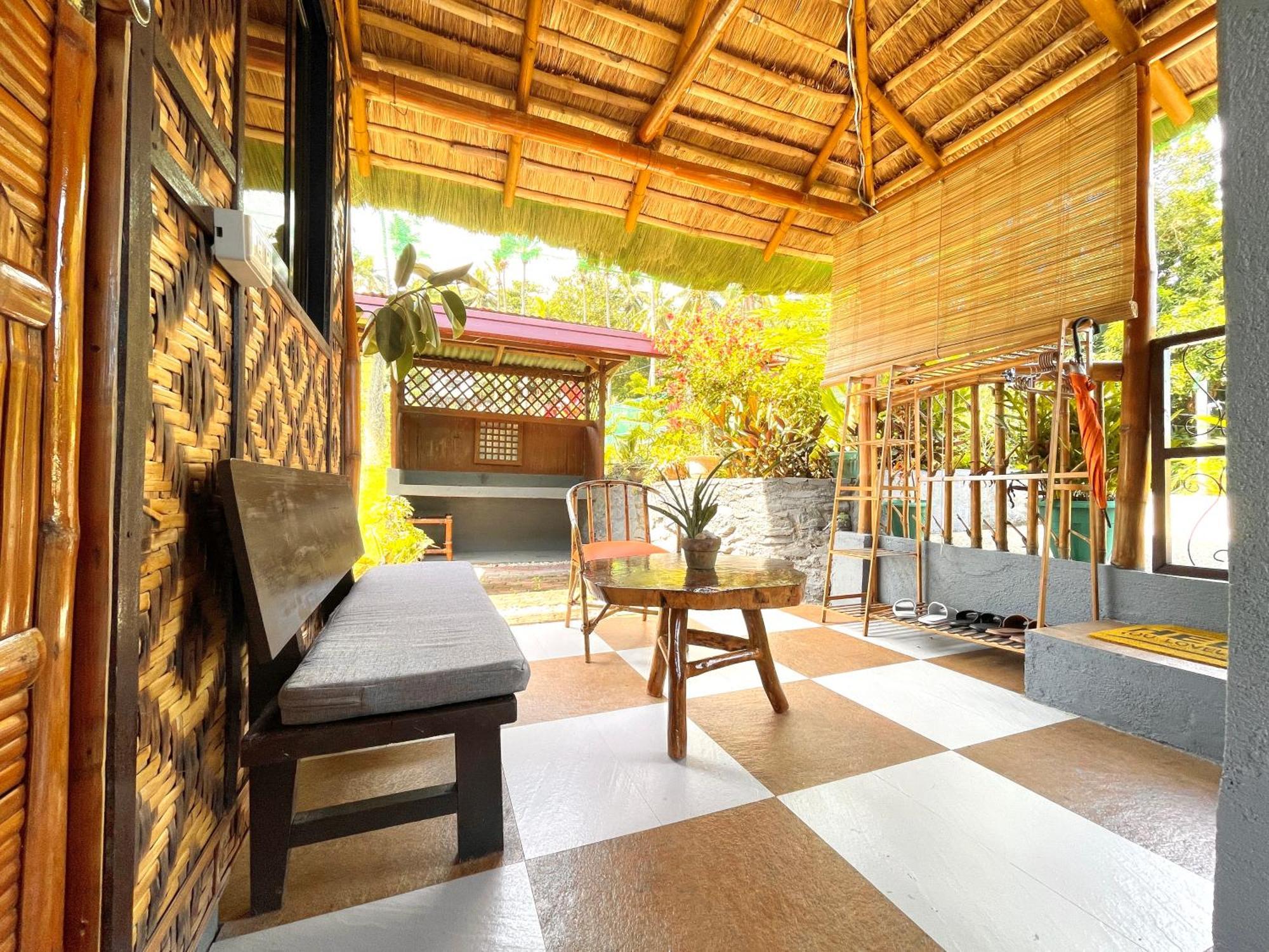 Galera Lodge Puerto Galera Εξωτερικό φωτογραφία