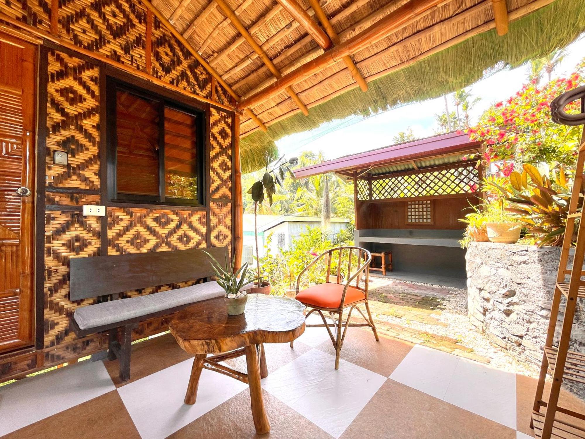 Galera Lodge Puerto Galera Εξωτερικό φωτογραφία